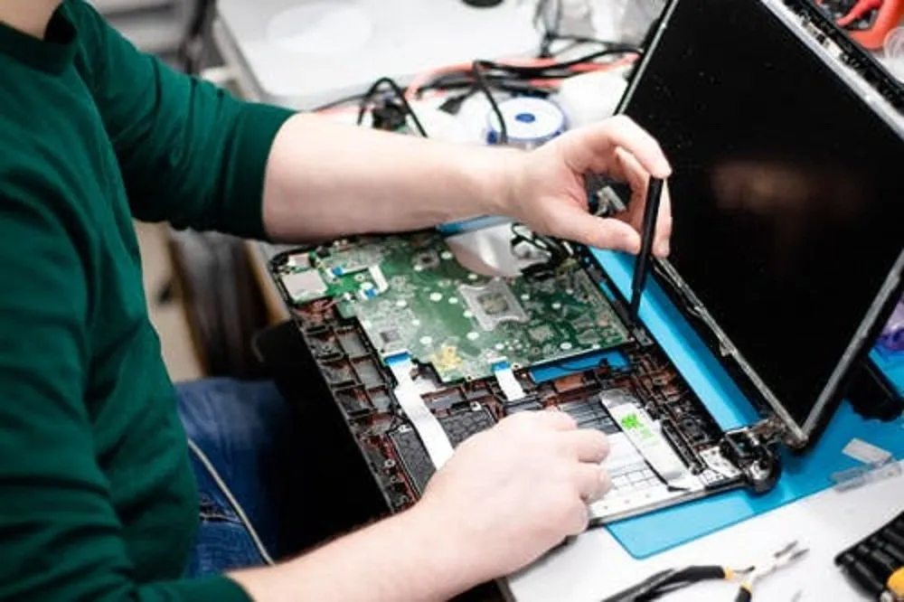 Laptop Service